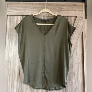 WHBM Silk front cotton back T shirt. Dress it up or down. Flattering style.